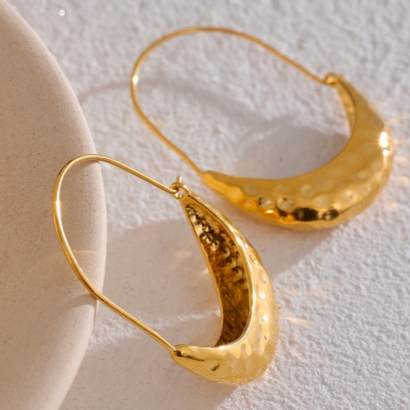 Cute Ear Hook Earrings - Picture 2 of 6